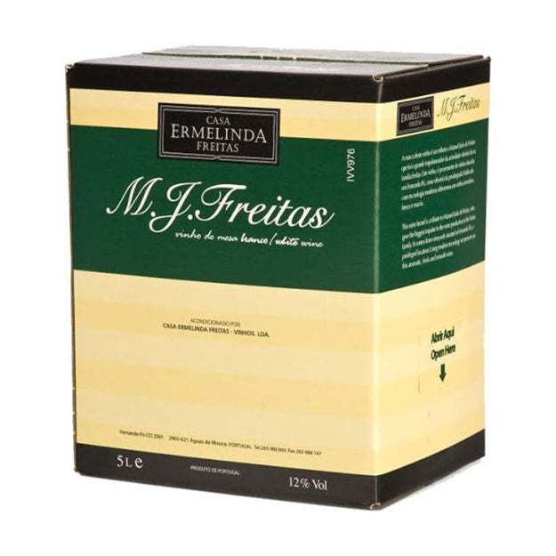 MJ Freitas white wine 5L - L&B Finest white wine-a box of 5L of a very fruity with a fresh finish. Pairs well with seafood,light fish dishes,salads or simply as a refreshing aperitif. Wine 20.0 MJ Freitas white wine 5L #