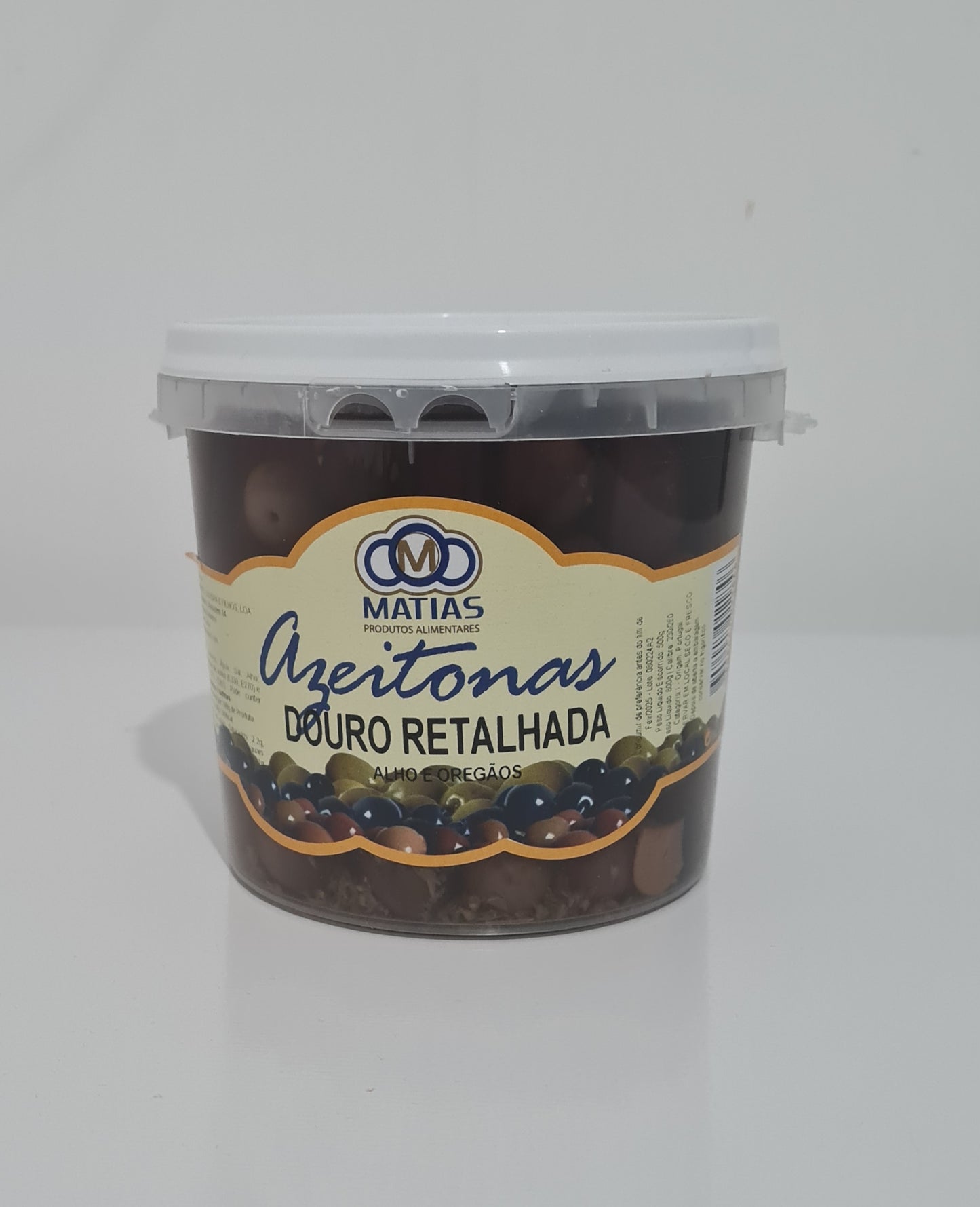 Olives with garlic and oregano - L&B mixed olives,cloves garlic,dried oregano,extra virgin olive oil 2.45 Olives with garlic and oregano #