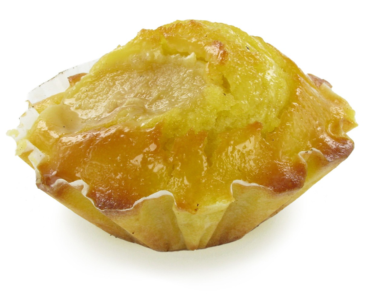 Apple muffins - L&B Enjoy the comforting flavor of our Queques de maca,soft and moist Portuguese style muffinsmade with apple pieces and eggs. Pastry 1.27 Apple muffins #