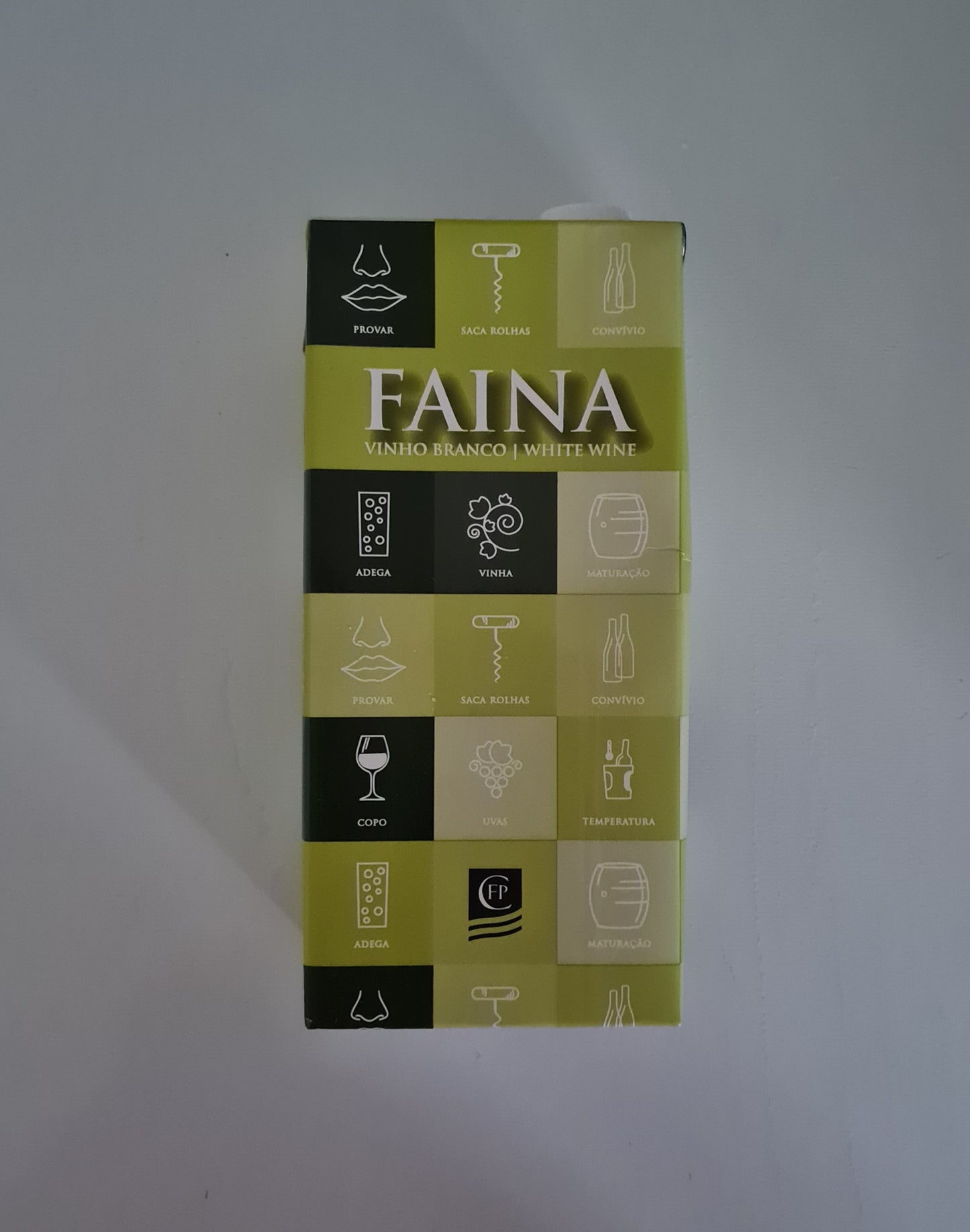 Faina white wine 1L