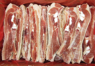 pork belly slices/kg - L&B Pork belly combines the perfect fat to meat ratio,resulting in flavour some meat that is both tender and sweet Meat 9.9 pork belly slices/kg   #